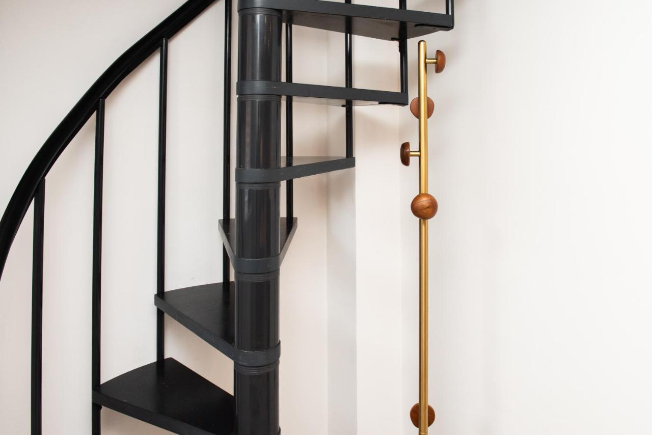 Modern Finish To A Historic Brewers House, Derby Villa ภายนอก รูปภาพ